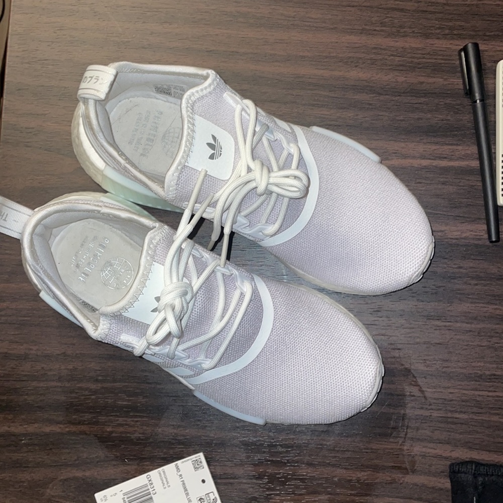 Adidas NMD R1 Sneakers